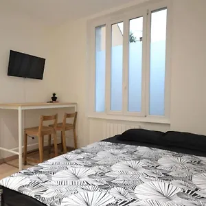Studio En Résidence Privée à Appartement